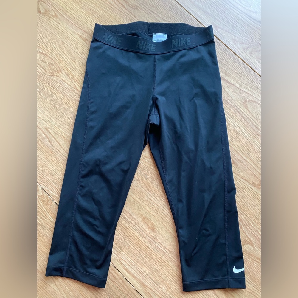 Nike Crop Leggings